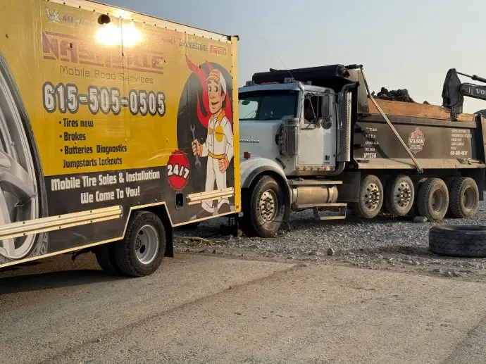 Nashville Mobile Road Service providing mobile service beside a heavy-duty truck